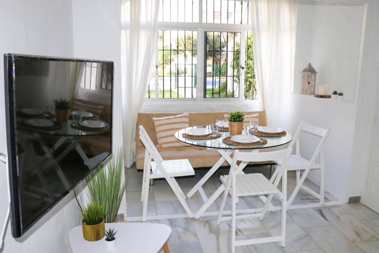 Apartamento 2 Dormitorios Al Lado De La Playa La Cala De Mijas Luaran gambar