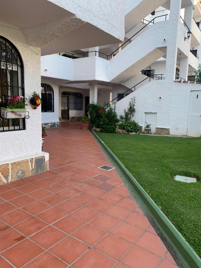 Apartamento 2 Dormitorios Al Lado De La Playa La Cala De Mijas Luaran gambar
